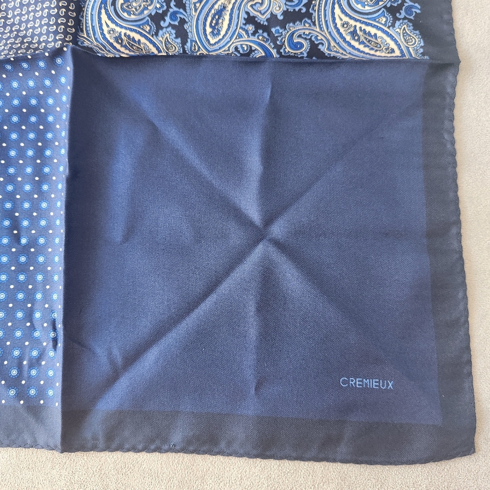 Cremieux Pocket Square 4 Panels Blue Paisley 100% Silk Foulard Pochette New $35 - Picture 4 of 11